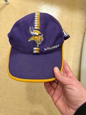 Vintage 90s Minnesota Vikings Logo Athletic NFL Pro Line Strapback Hat